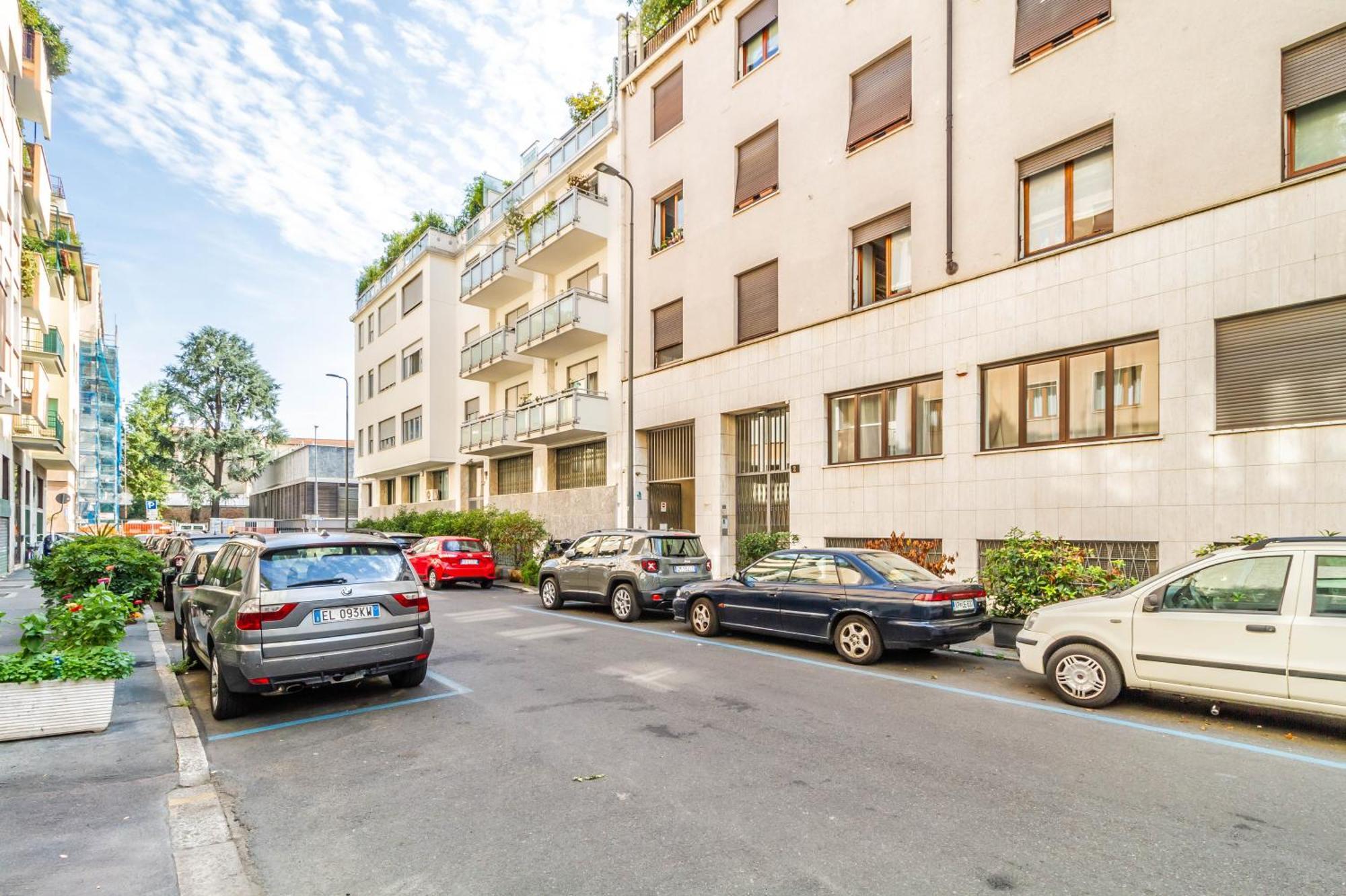 Domusmi Cybo-2 Appartement Milaan Buitenkant foto