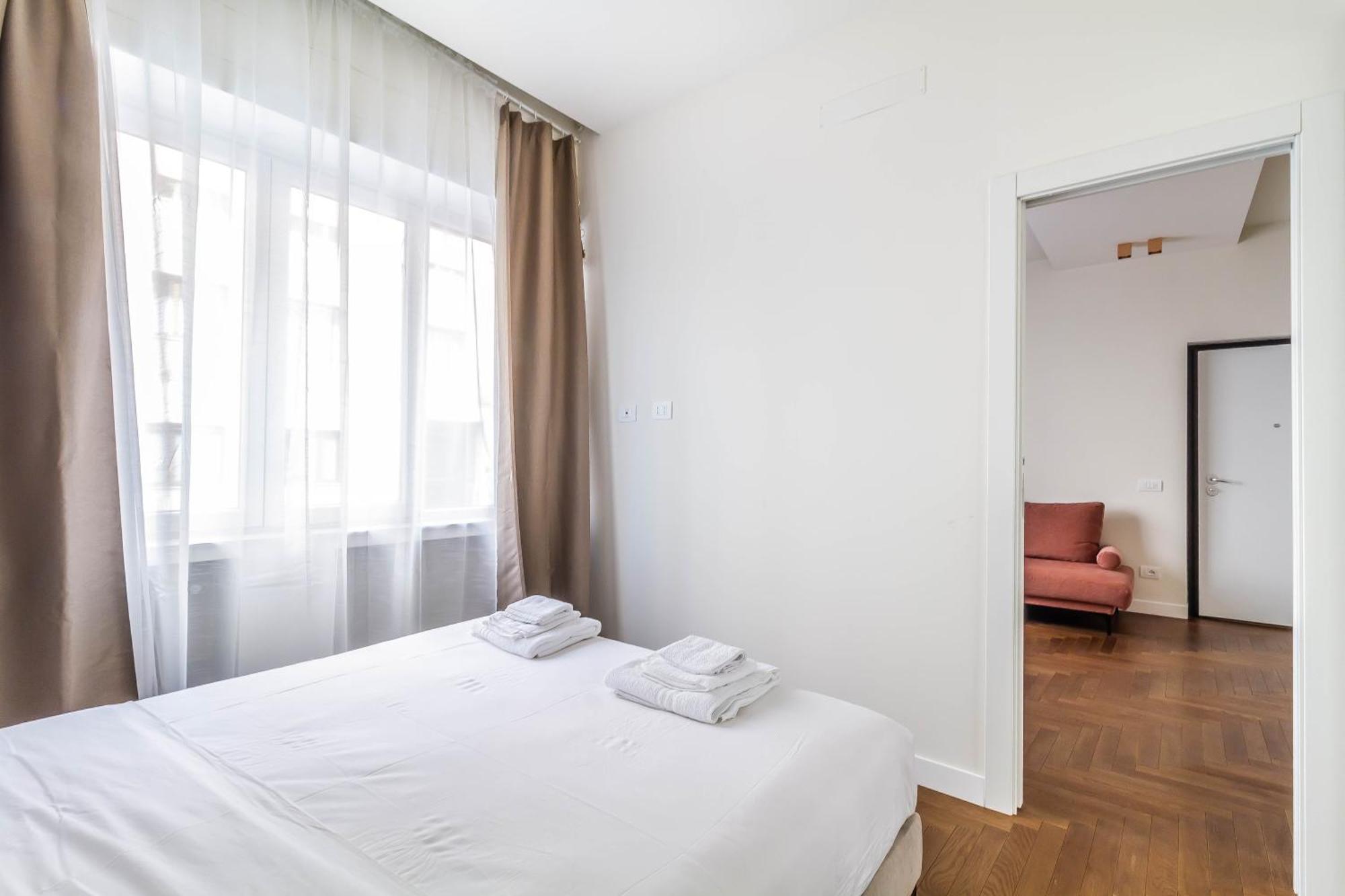 Domusmi Cybo-2 Appartement Milaan Buitenkant foto